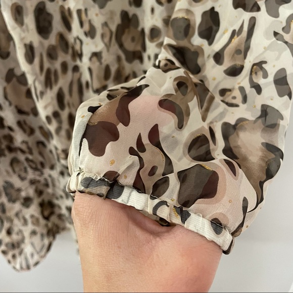 Chico's 3/4 Length Sleeve with Elastic Waist Cheetah Print Semi-Sheer Blouse - Picture 4 of 10
